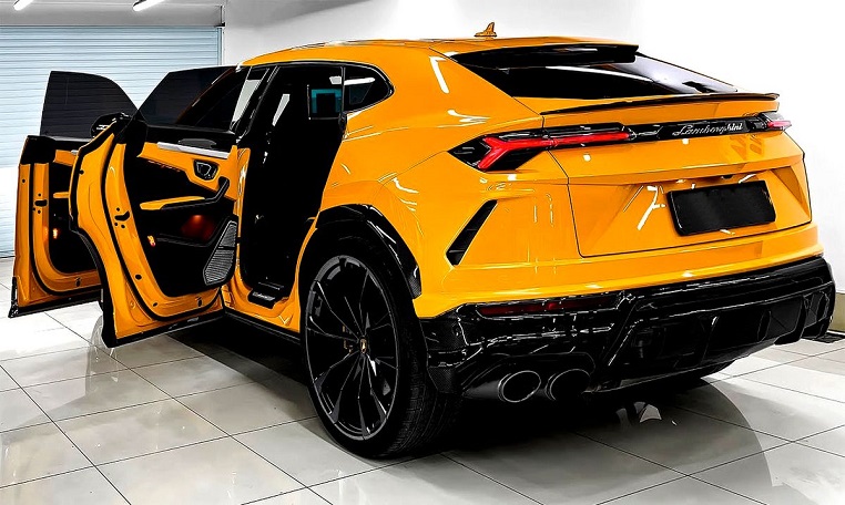 Lamborghini Urus Rental In Dubai