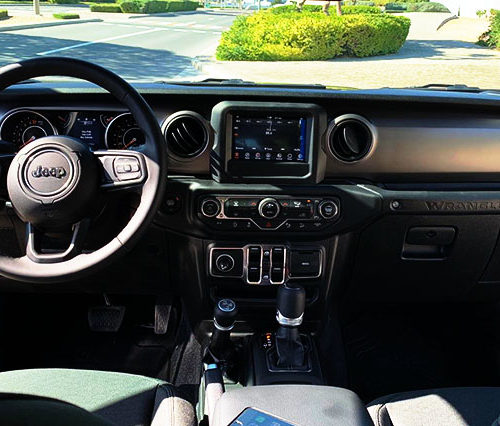 jeep wrangler rental dubai 1